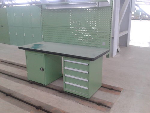 裝配工作臺產品特點及相應配置介紹